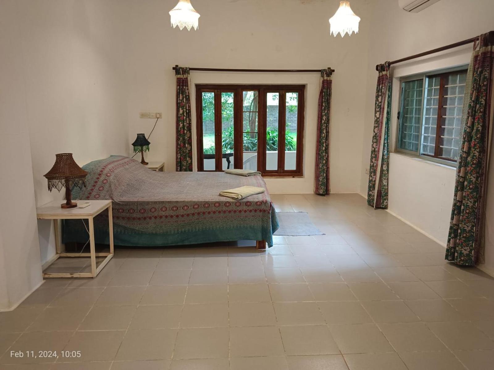 Isai Ambalam Guest House Pondicherry Exteriör bild
