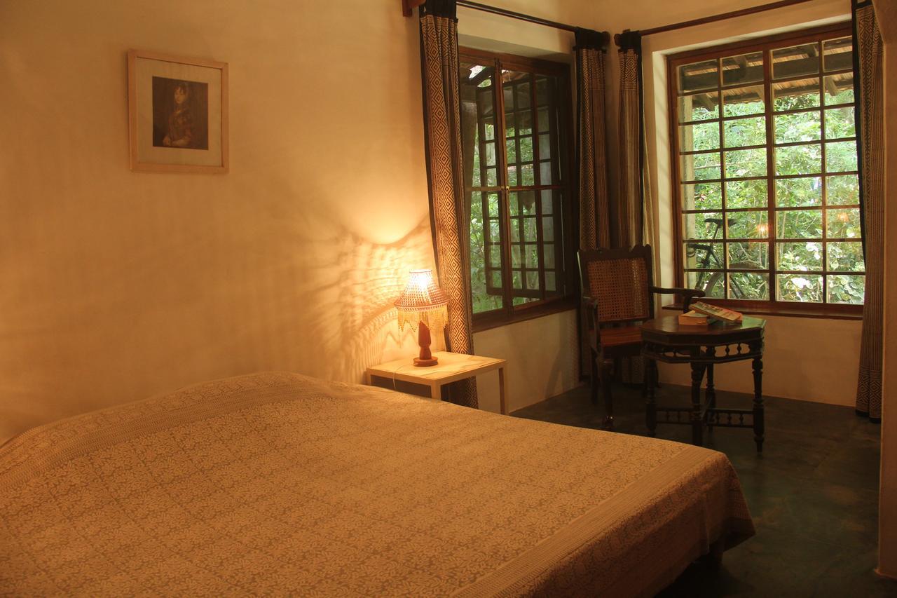 Isai Ambalam Guest House Pondicherry Exteriör bild