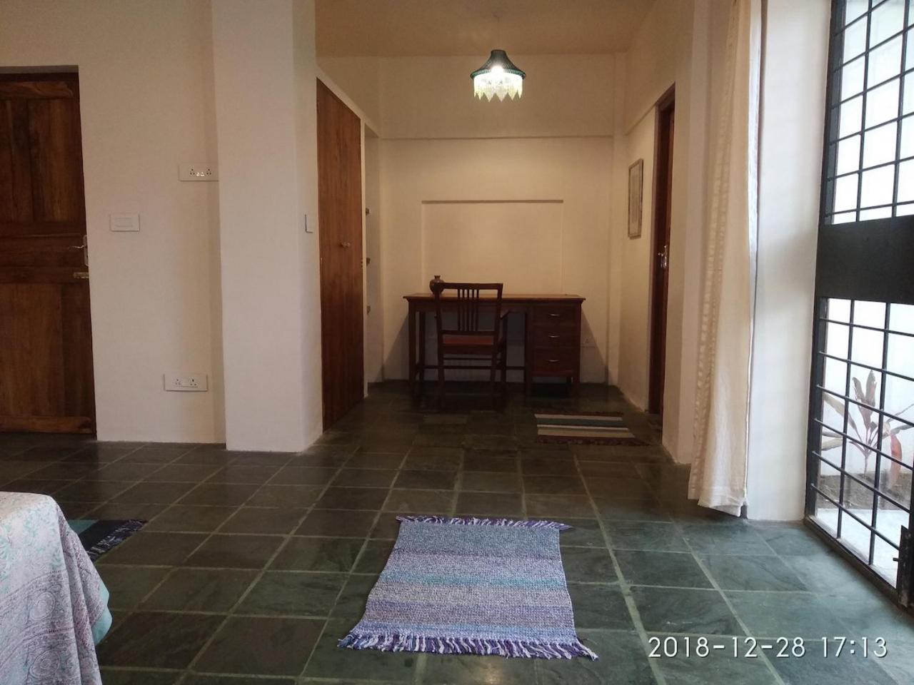 Isai Ambalam Guest House Pondicherry Exteriör bild